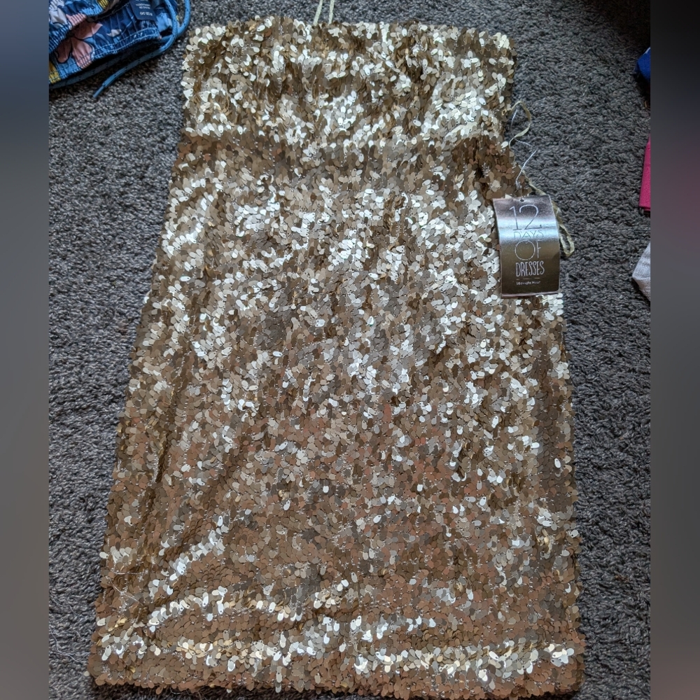 Sparkle & Fade Gold Strapless Dress